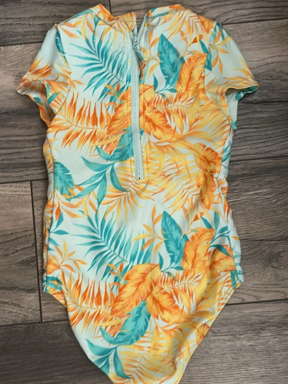 art class bright tropical